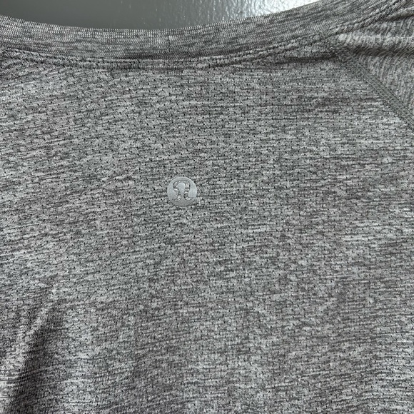 Lululemon Cropped Swiftly Long Sleeve - Picture 3 of 5